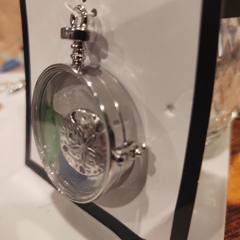 Authentic Seaglass Locket - Picture 2 of 3